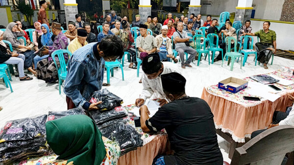 Pembagian Kaos Panitia